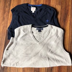 Men’s sweater vest bundle!